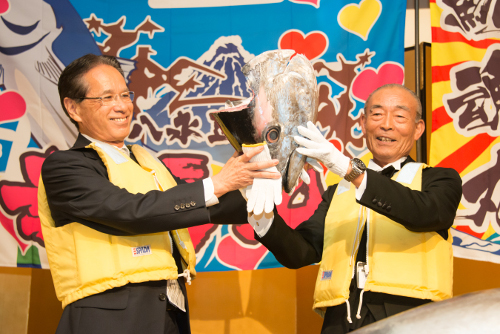 マグロ解体ショー② マグロ解体ショー②